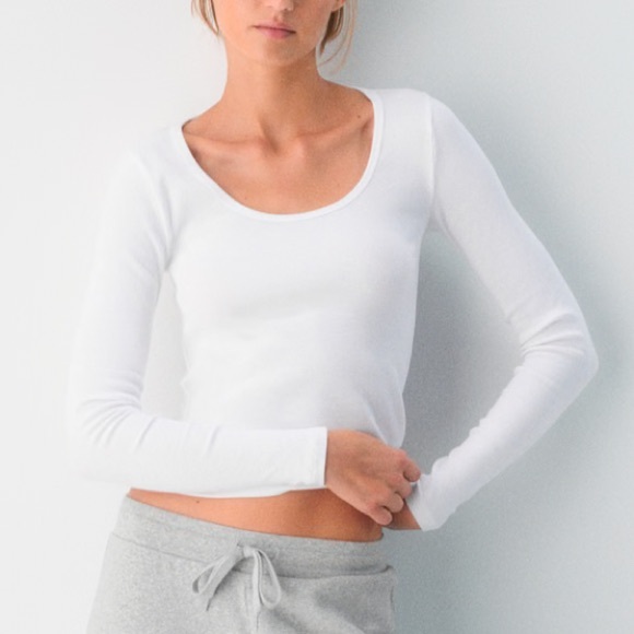 Aritzia homestretch White Long Sleeve scoop neck tee - Picture 1 of 5
